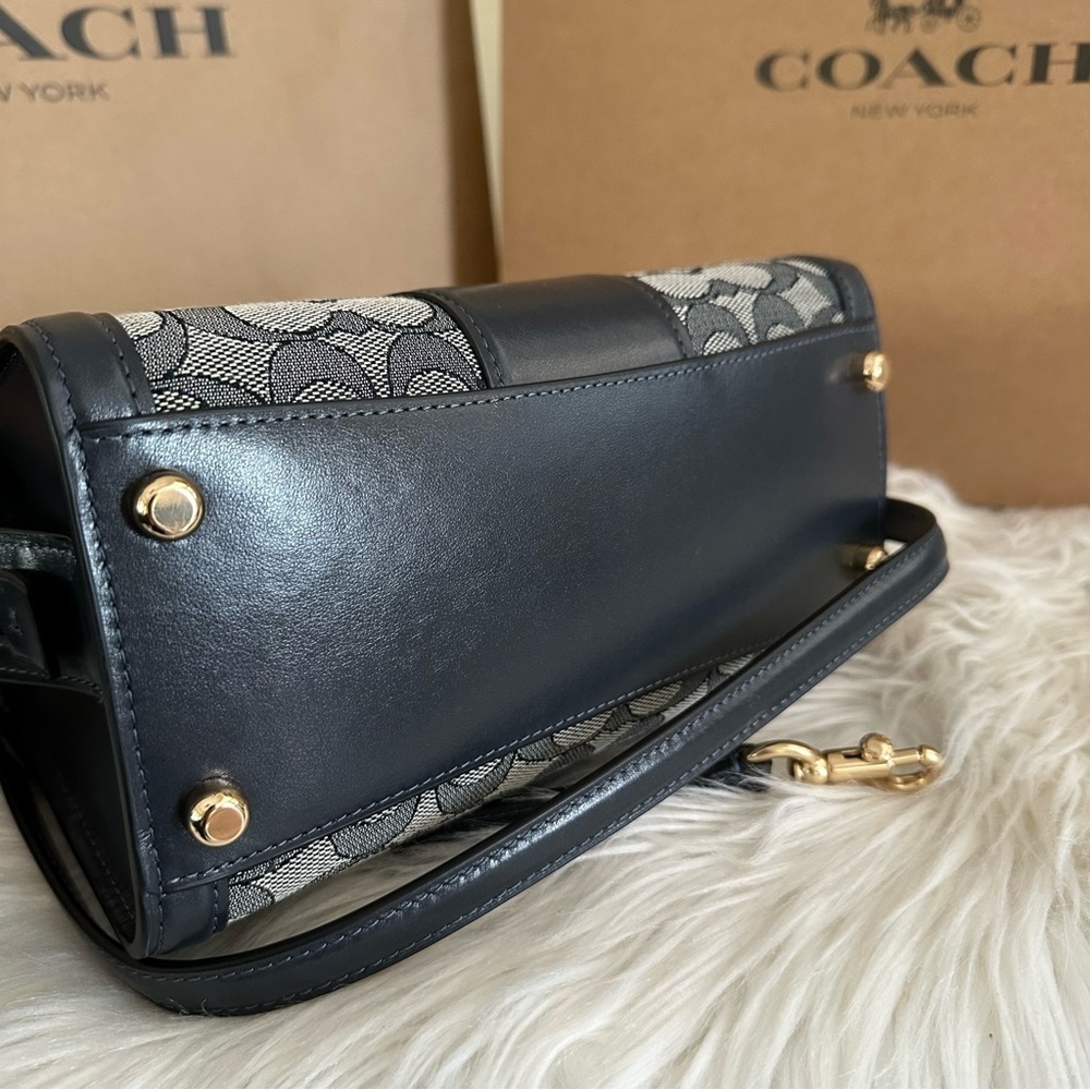 New Coach Andrea Carryall Bag In Signature Jacquard satchel bag - Picture 10 of 15